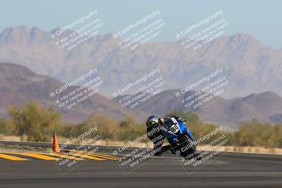 media/Nov-06-2022-SoCal Trackdays (Sun) [[208d2ccc26]]/Turn 14 (930am)/